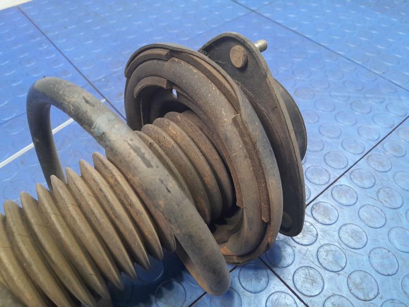 2014 Subaru Forester Strut Assembly