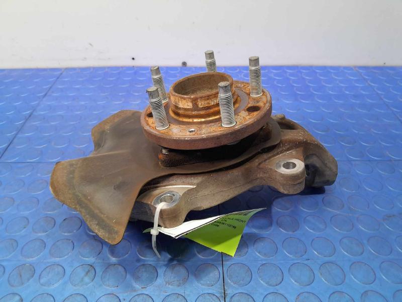 2008 Pontiac Solstice Spindle Knuckle Front
