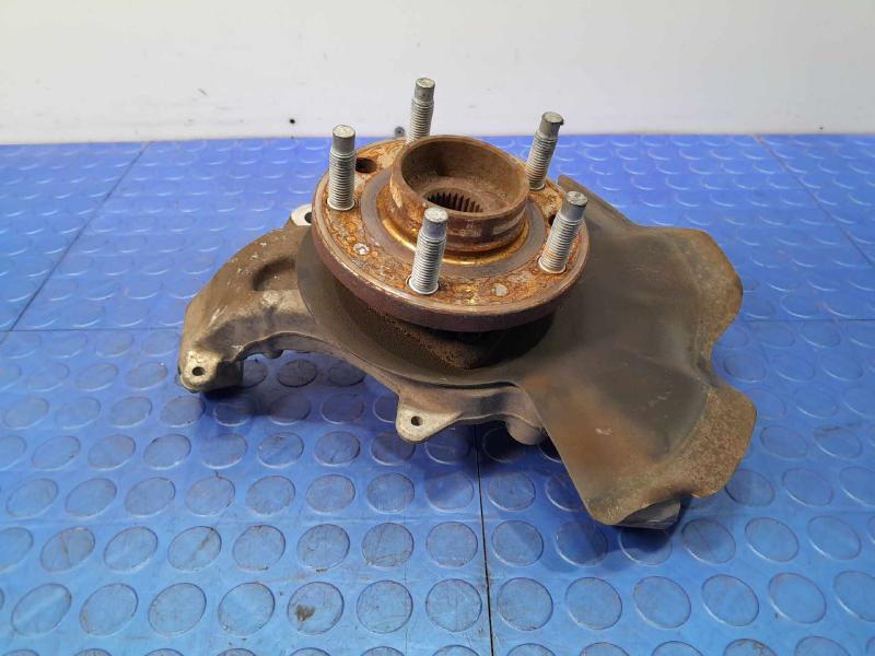 2008 Pontiac Solstice Spindle Knuckle Front