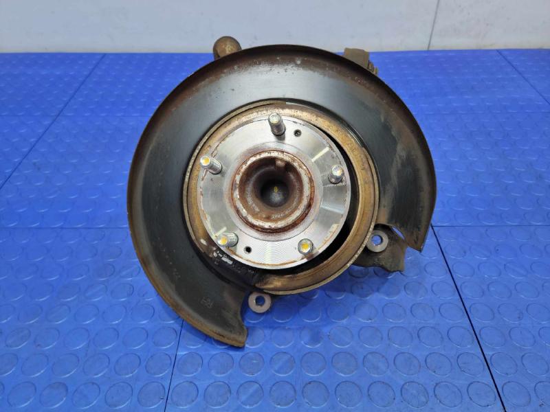 2016 Kia Sedona Rear Knuckle/Stub Axle