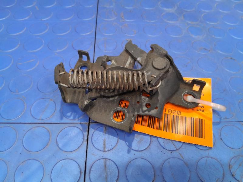 2010-2015 Toyota Prius 1.8L Hood Latch Lock Assembly Genuine OEM 53510-47092