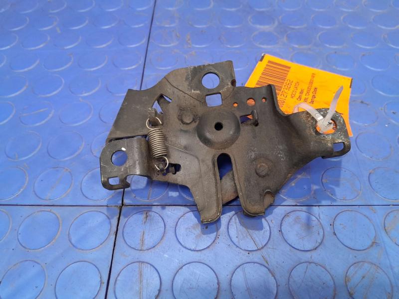 2010-2015 Toyota Prius 1.8L Hood Latch Lock Assembly Genuine OEM 53510-47092