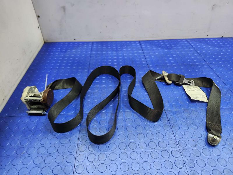 2016 Nissan Rogue Rear Seat Belt