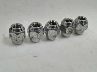 2018 Hyundai Elantra Lug Nuts