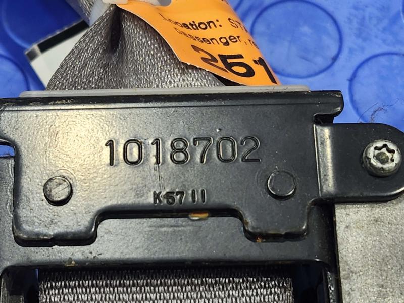 2006 Toyota 4Runner Front Seat Belt