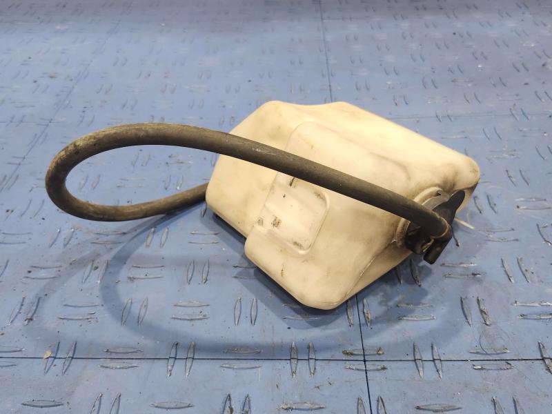 2002 Toyota Camry Coolant Recovery Bottle