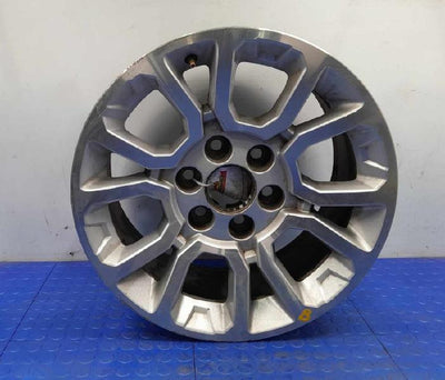 2015 GMC Yukon XL Wheel