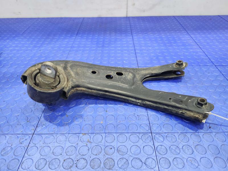 2010 Lexus RX350 RX450H Lower Control Arm Rr