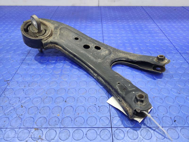 2010 Lexus RX350 RX450H Lower Control Arm Rr