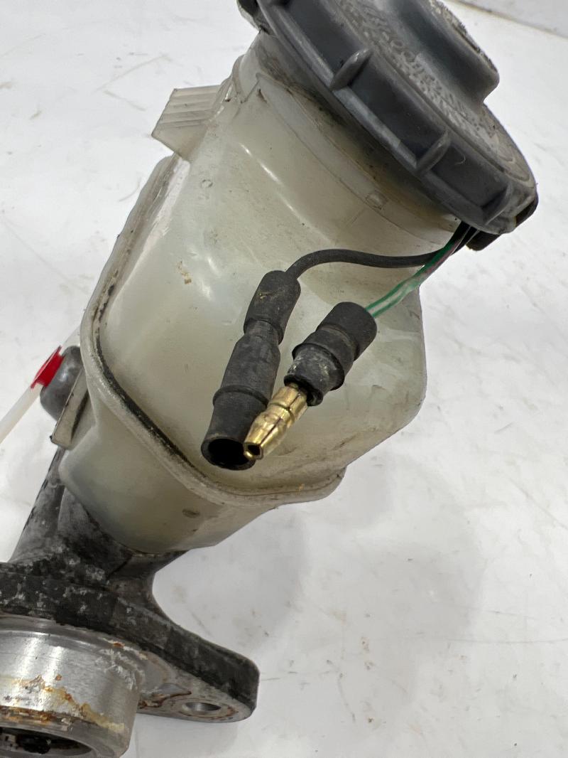 1999 Honda CR-V Master Cylinder