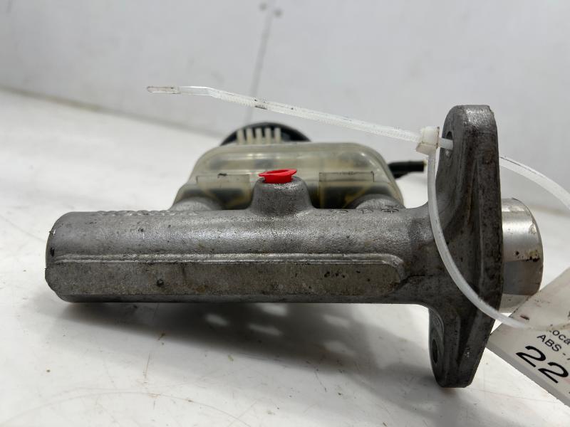 1999 Honda CR-V Master Cylinder