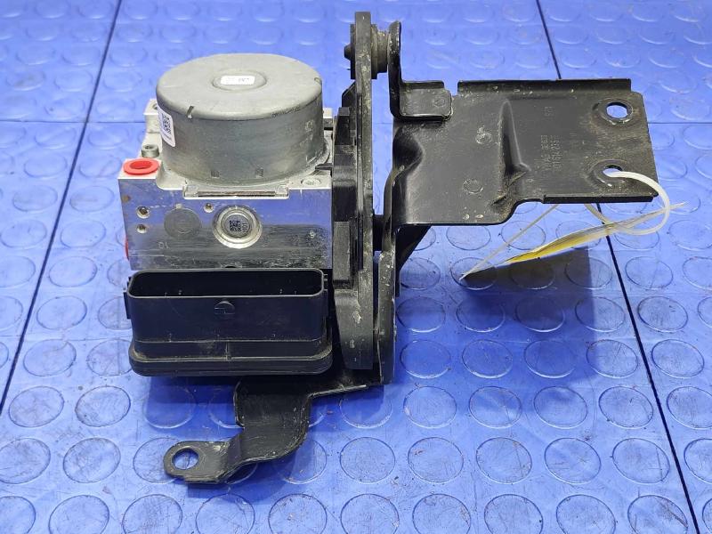 2019 Volkswagen Jetta ABS Anti Lock Brake Pump Modulator Assembly OEM 5Q0614517CT
