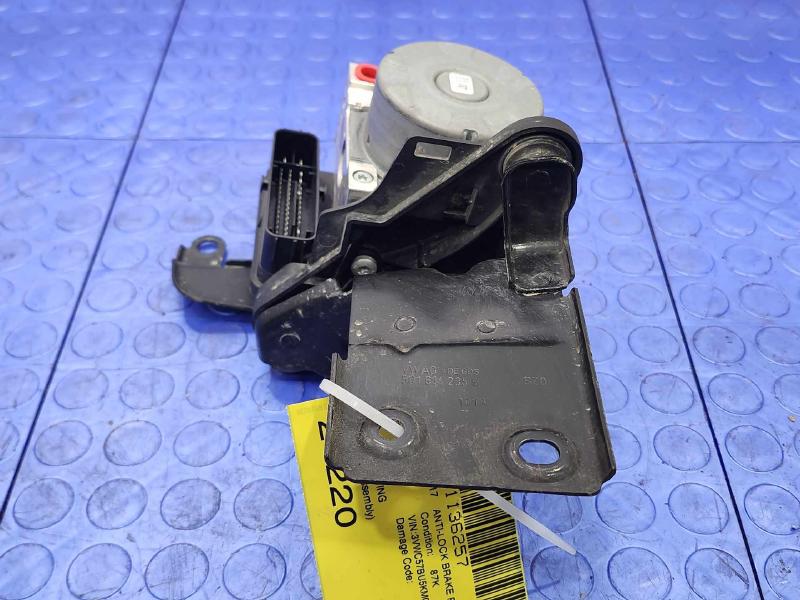 2019 Volkswagen Jetta ABS Anti Lock Brake Pump Modulator Assembly OEM 5Q0614517CT