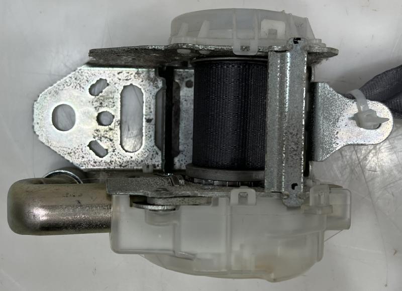 2007 Toyota Camry Front Seat Belt