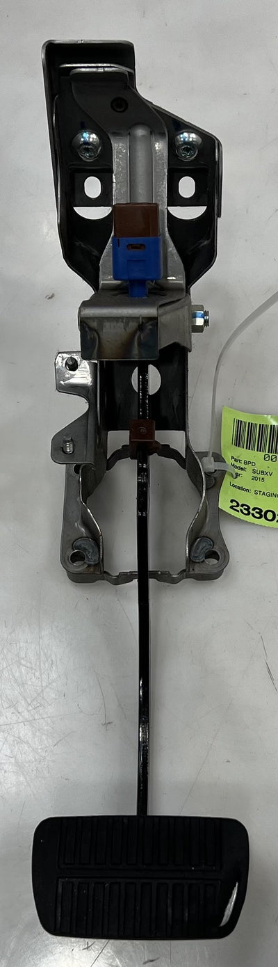 2013 - 2016 Subaru XV Crosstrek Brake Pedal Assembly OEM