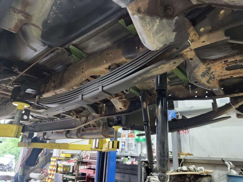 2008 Ford F-250 Super Duty Leaf Spring Rear