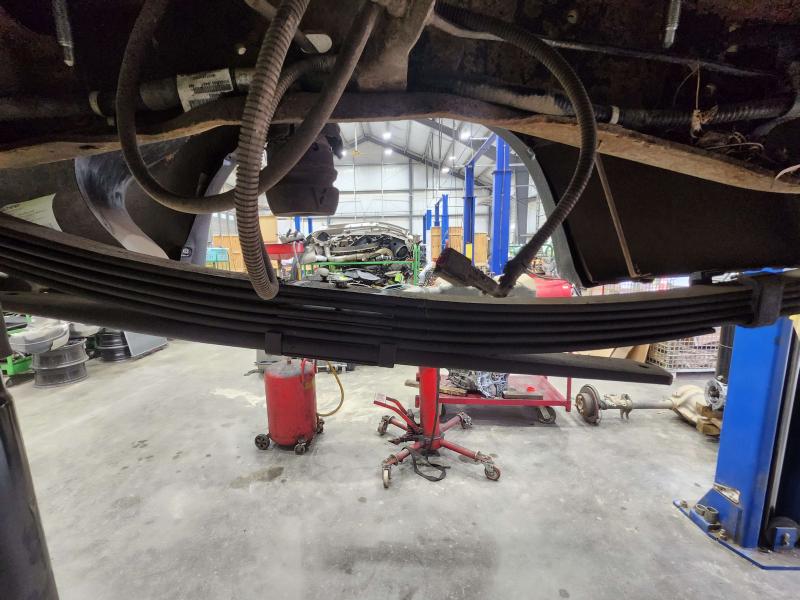 2008 Ford F-250 Super Duty Leaf Spring Rear