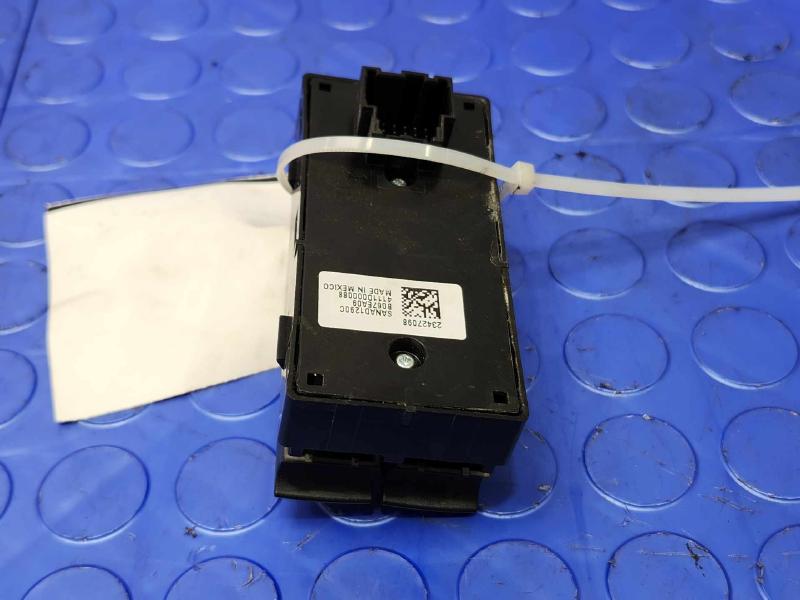 2014 Chevrolet Silverado 1500 Door Switch Front