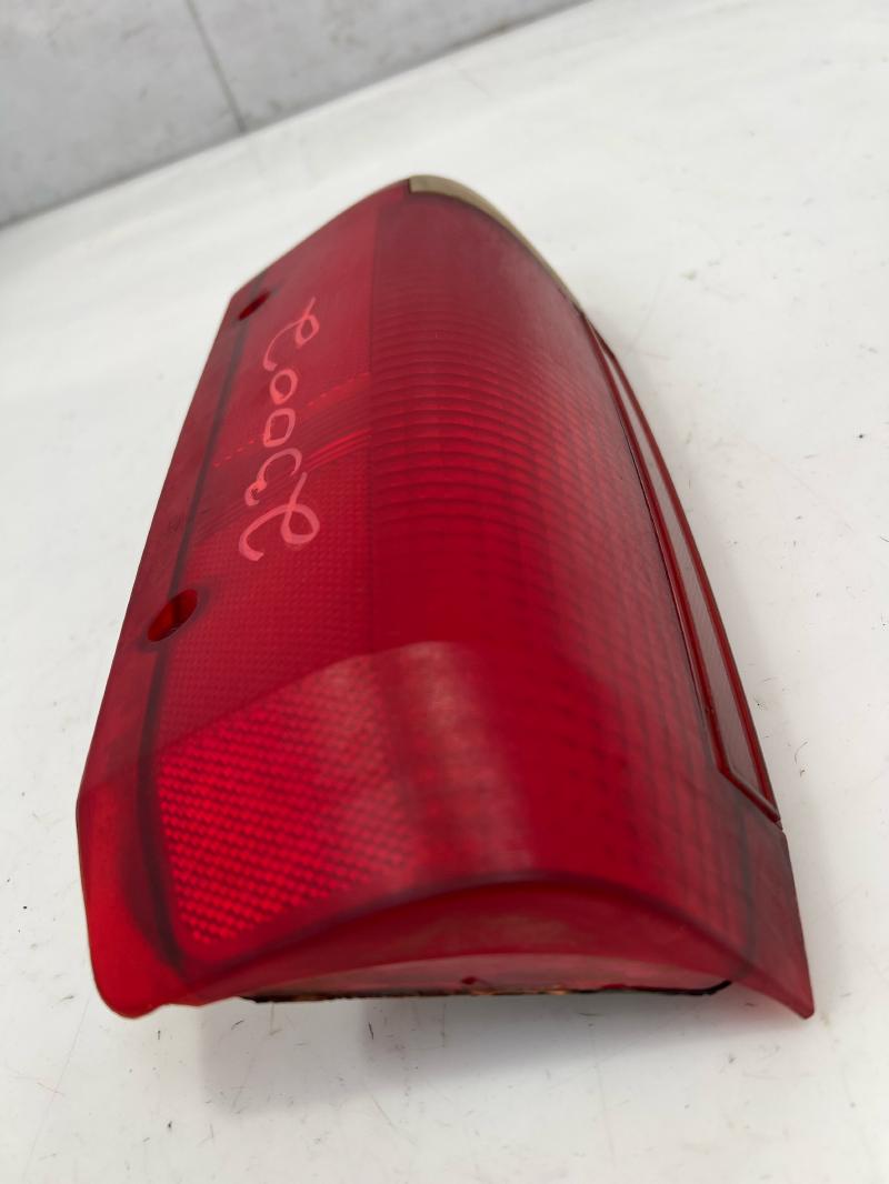 1991 Ford F-150 Tail Light Assembly