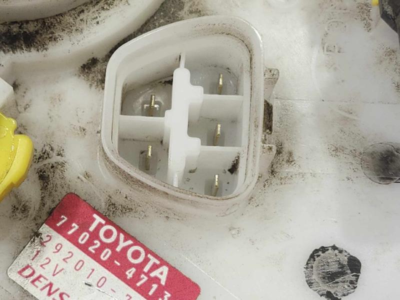 2016-2022 Toyota Prius 1.8L Fuel Pump Assembly Genuine OEM Part 7702047130