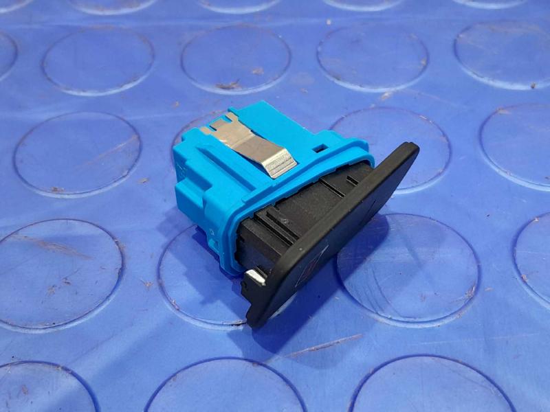 2014 Audi A7 Door Switch Front