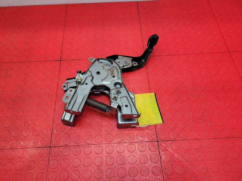 2012-2016 Honda CRV Parking Brake Foot Pedal Assembly OEM 47100-T0A-A71