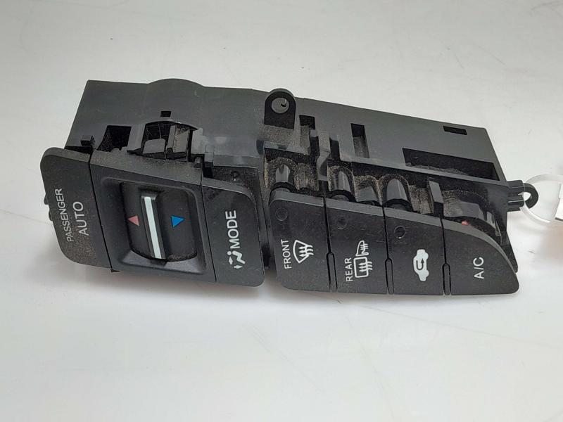 2012 Acura TL Heater A/C Control