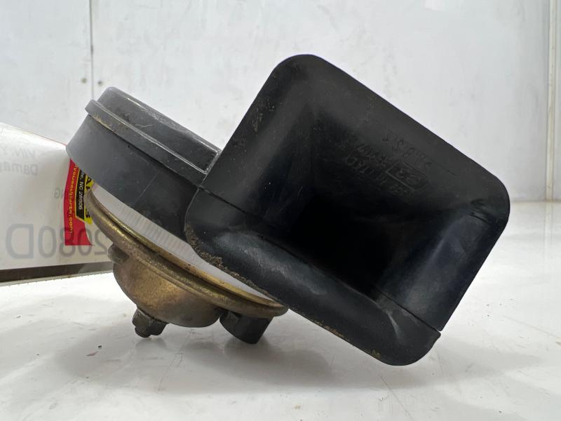 1999 - 2003 Saab 9-3 Horn Low Note OEM 4448817