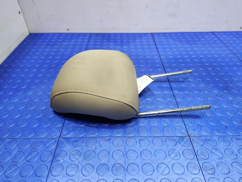 2015 Ford Fusion Headrest