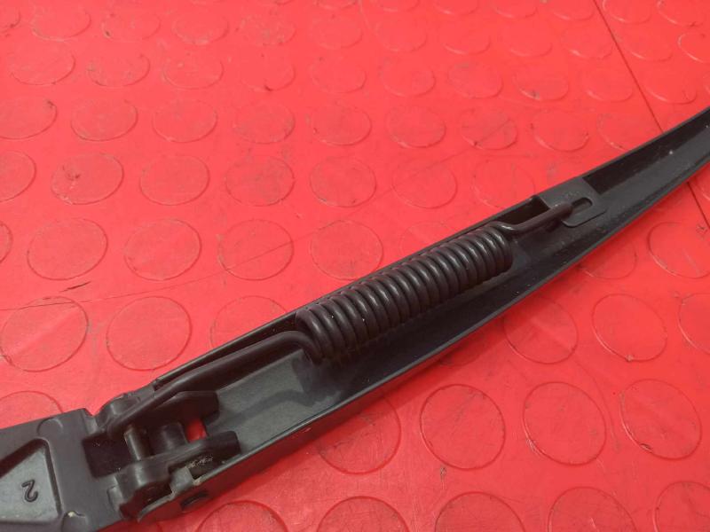 2016 Chrysler 200 Wiper Arm