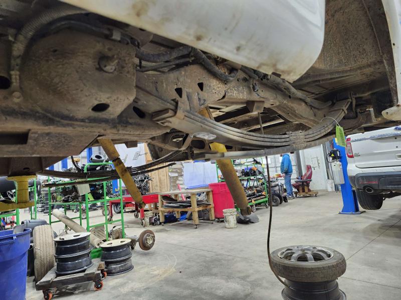 2019 Chevrolet Express 2500 Leaf Spring Rear