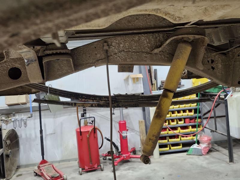 2019 Chevrolet Express 2500 Leaf Spring Rear