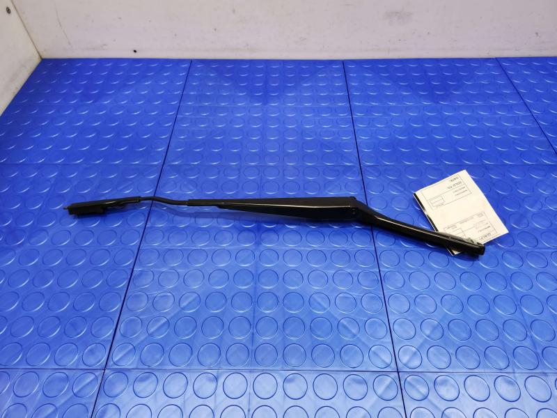 2014 Ford Mustang Wiper Arm