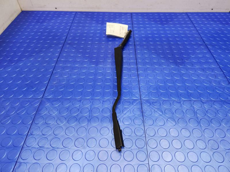 2014 Ford Mustang Wiper Arm