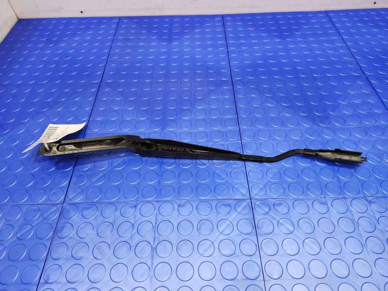 2014 Ford Mustang Wiper Arm