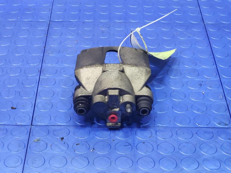 2003 Lincoln Town Car Caliper