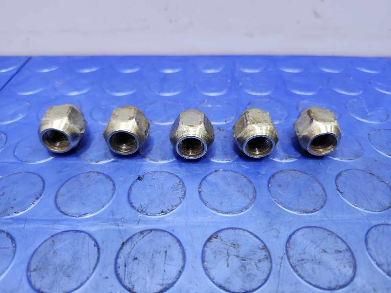 2010 Subaru Legacy Lug Nuts