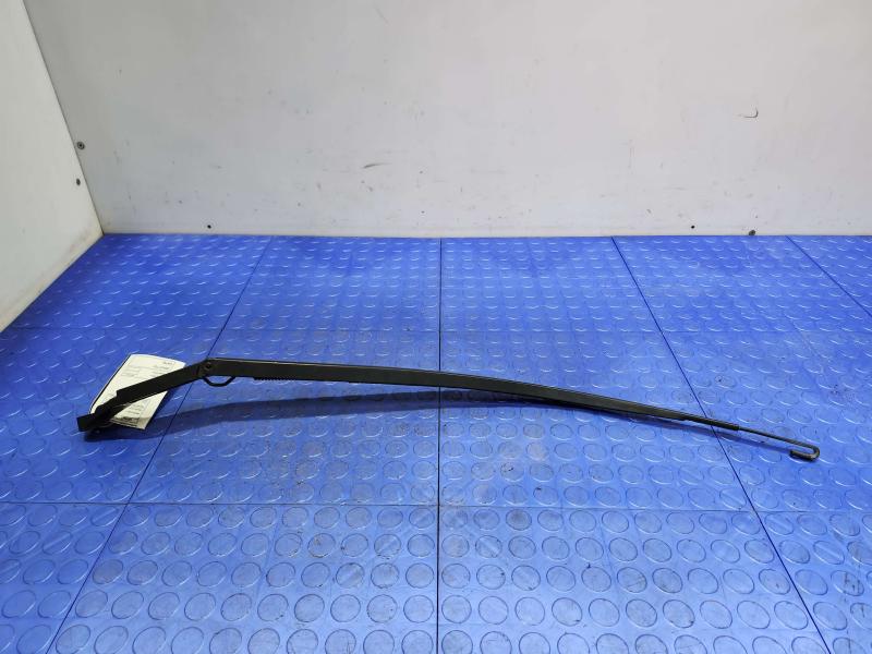 2014 Nissan Maxima Wiper Arm