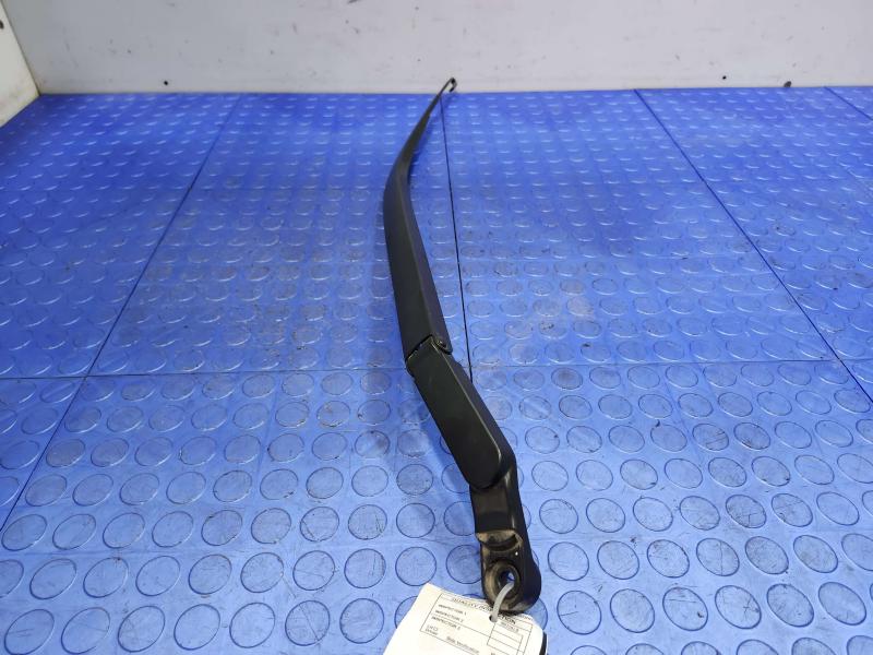 2014 Nissan Maxima Wiper Arm