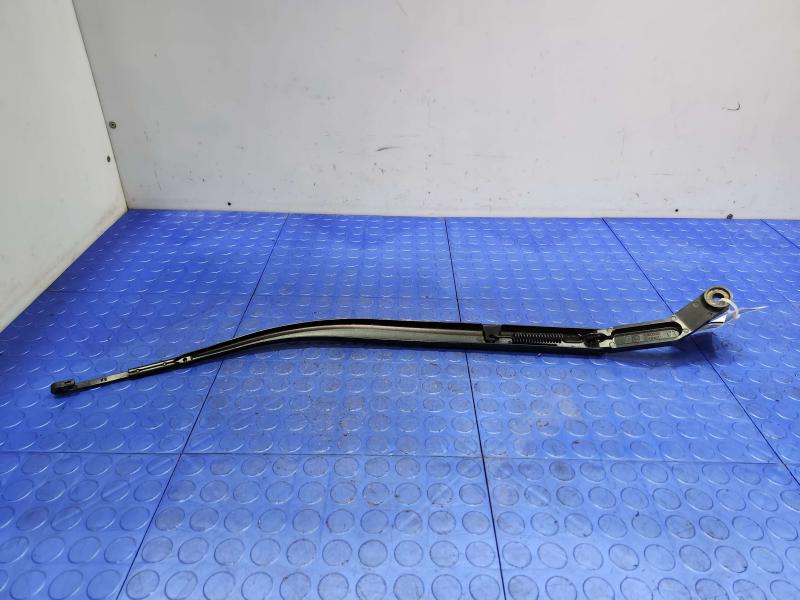 2014 Nissan Maxima Wiper Arm