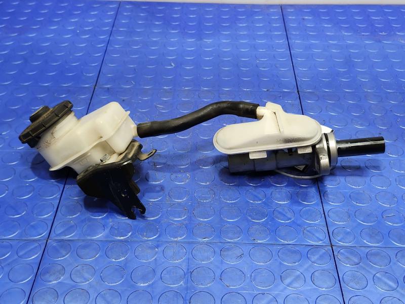 2013 Honda Civic Master Cylinder