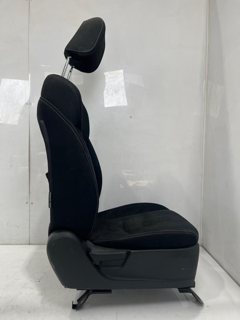 2014 Subaru Crosstrek Front Seat