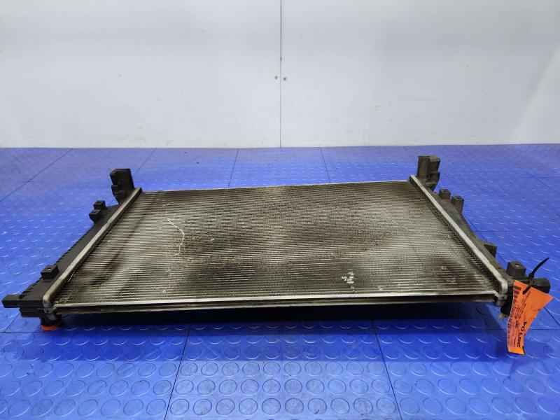 2015 Chrysler 200 Radiator