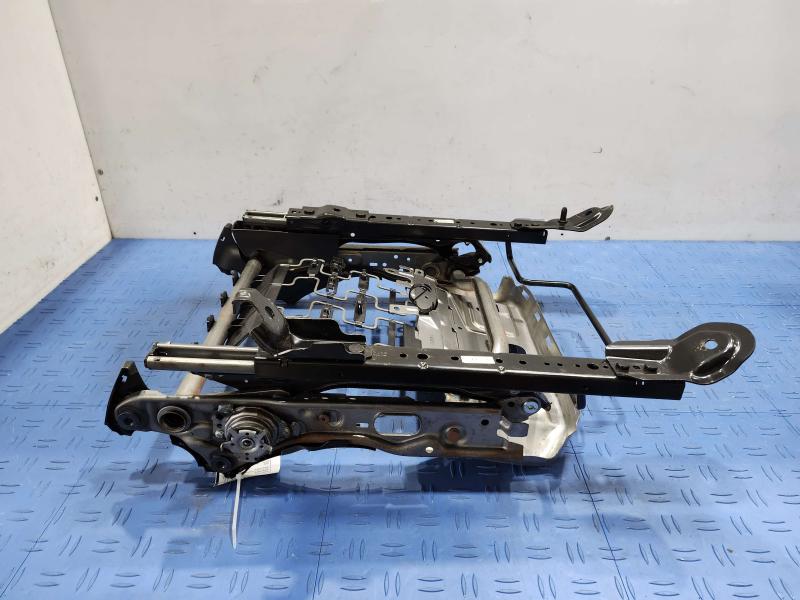 2018 Subaru Crosstrek Seat Track