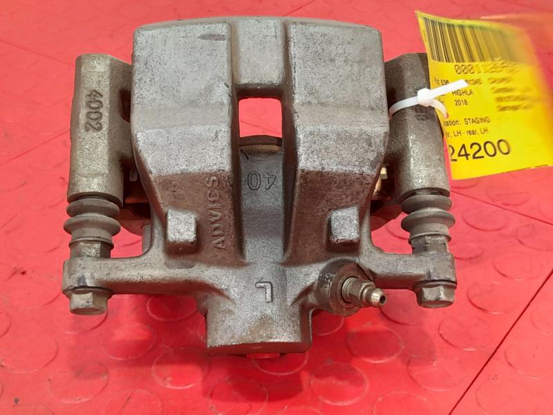 2018 Toyota Highlander Caliper