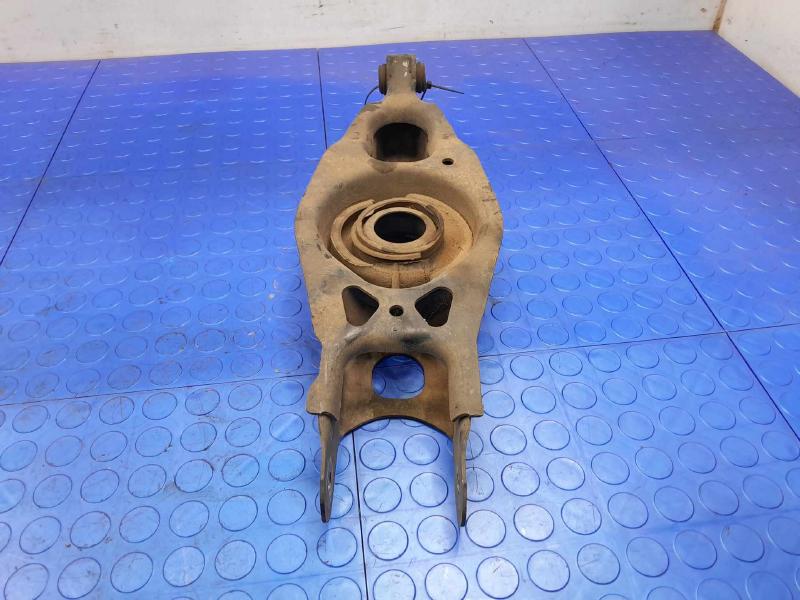 2016 Dodge Challenger Lower Control Arm Rr
