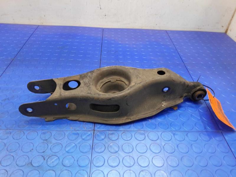 2016 Dodge Challenger Lower Control Arm Rr