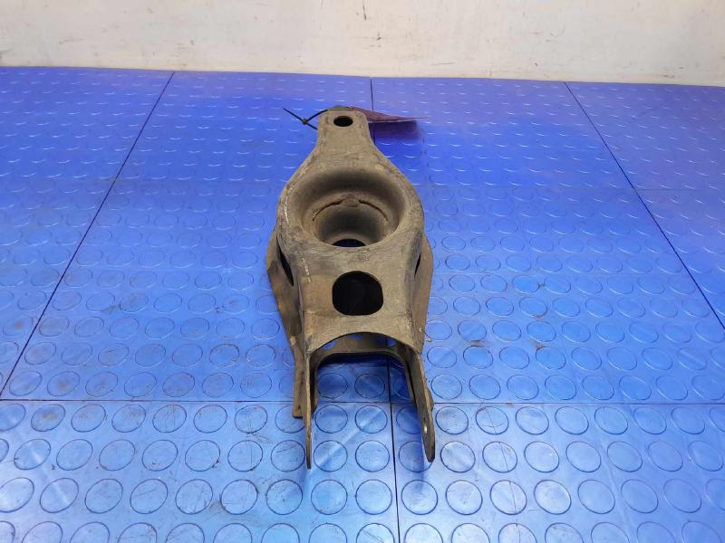 2016 Dodge Challenger Lower Control Arm Rr