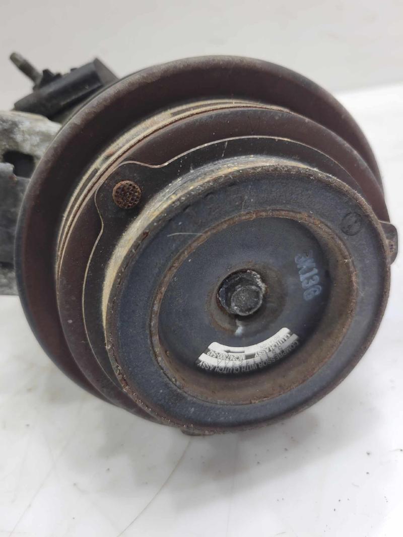 2008 Chrysler Town & Country A/C Air Compressor