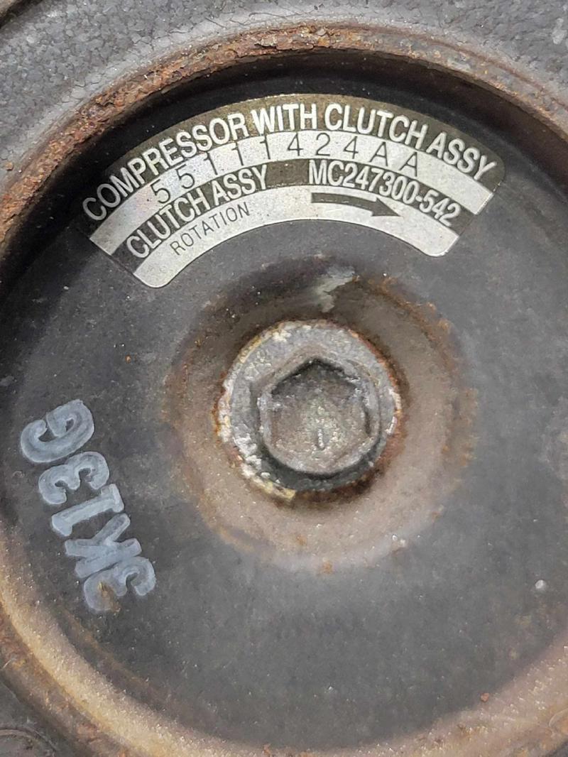 2008 Chrysler Town & Country A/C Air Compressor